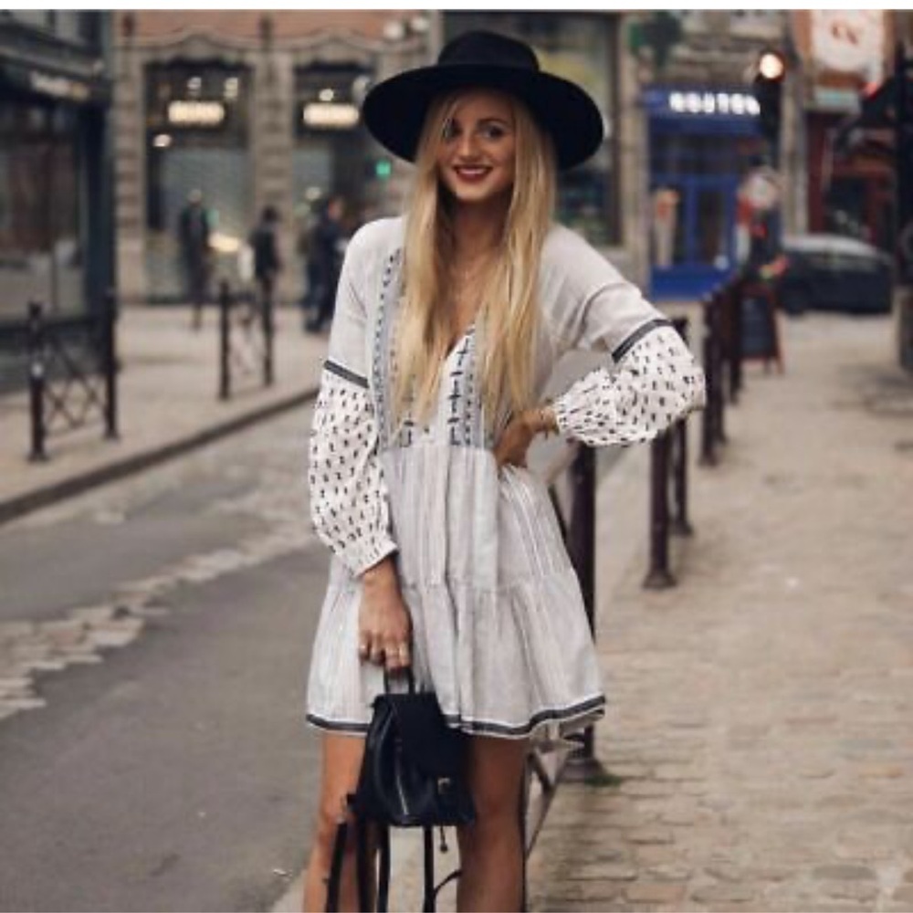Zara Black and White Pleated Tiered V-Neck Dress